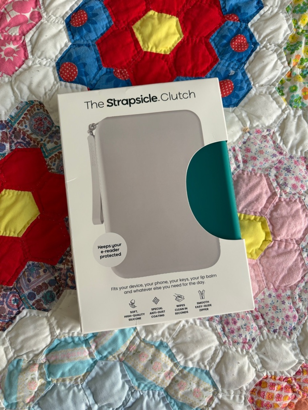 Strapsicle Clutch eReader Sleeve in Jade Green
